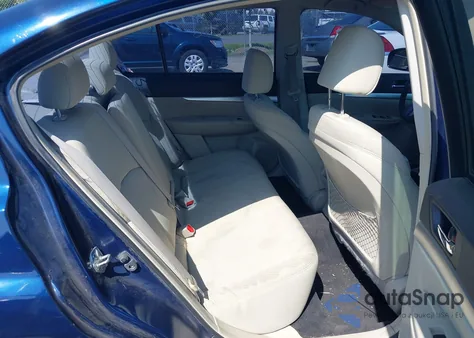 2011 Subaru Legacy 2.5I Premium из США, поврежденный, VIN 4S3BMBB67B3228654